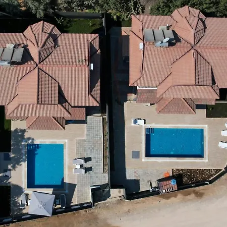 Ikiz Villalar Villa *